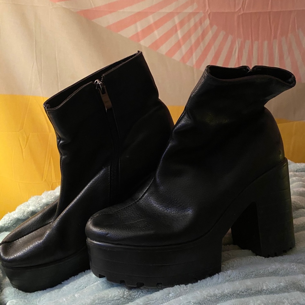 Non-branded Faux Leather Platform boots